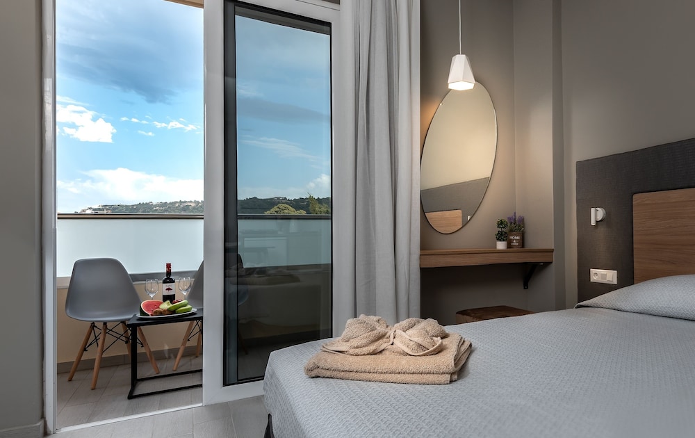 Double Room (On level) photo 1