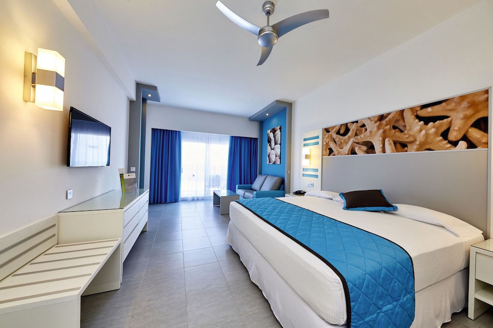 Standard Double Room, Oceanfront (B2C-US)