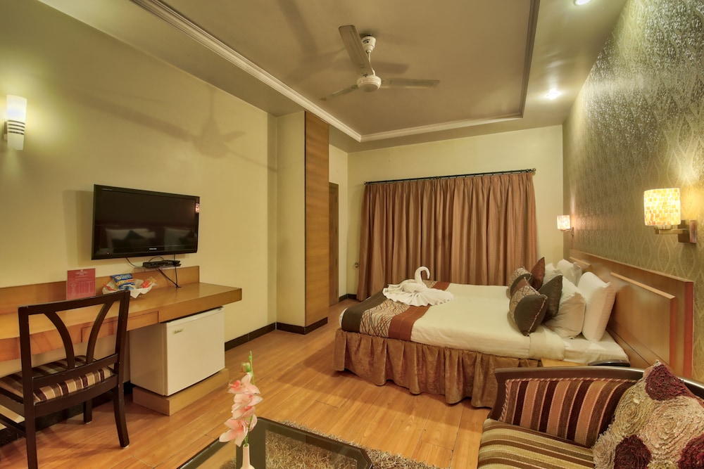 Deluxe Room - Photo 5