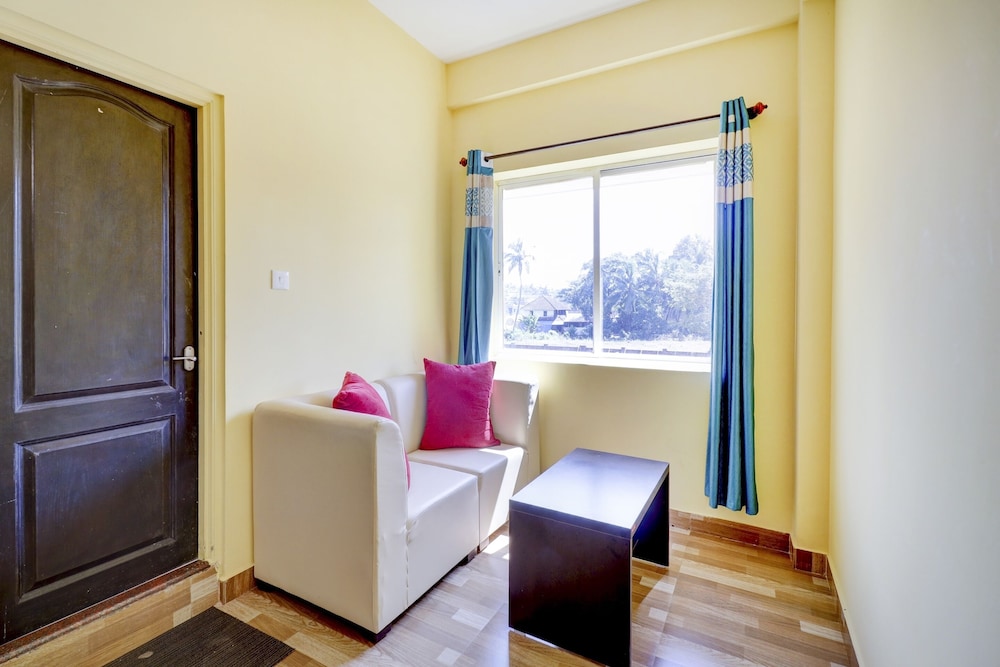 Deluxe Room - Photo 4