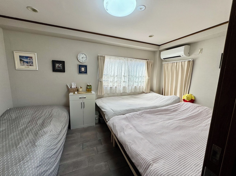 Basic Triple Room photo 1
