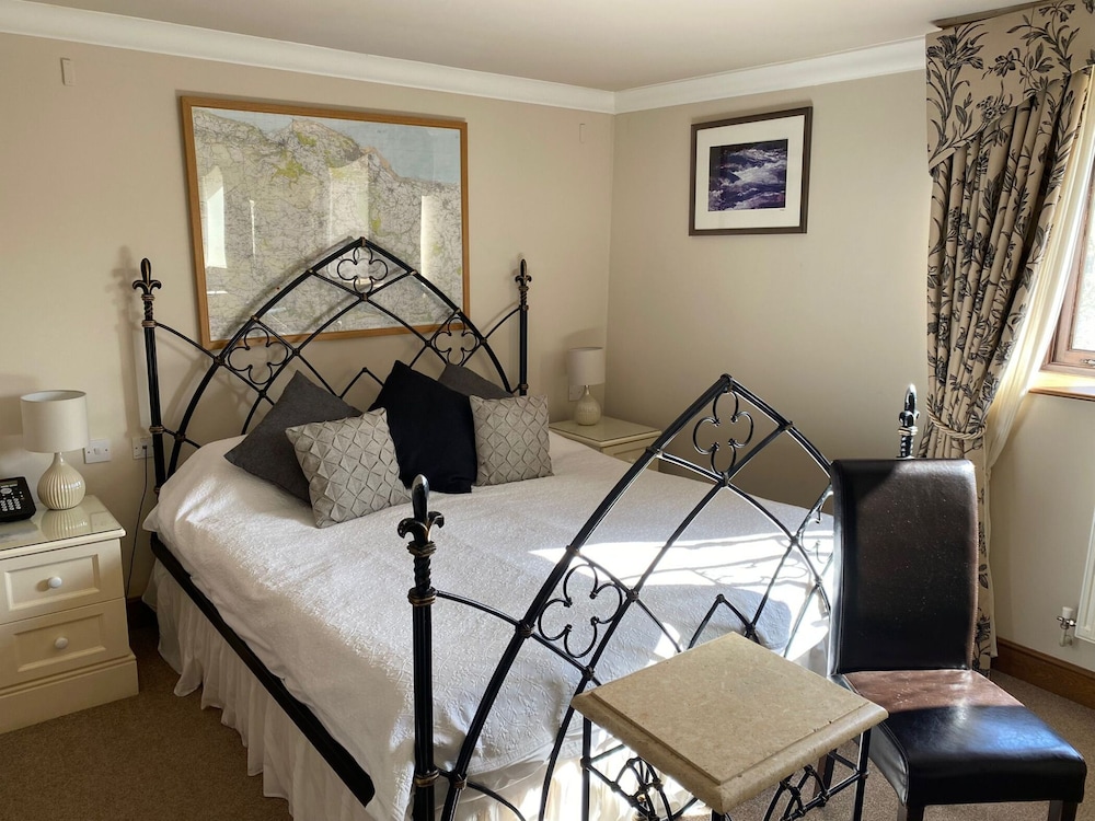 Double Room, Ensuite - Photo 5