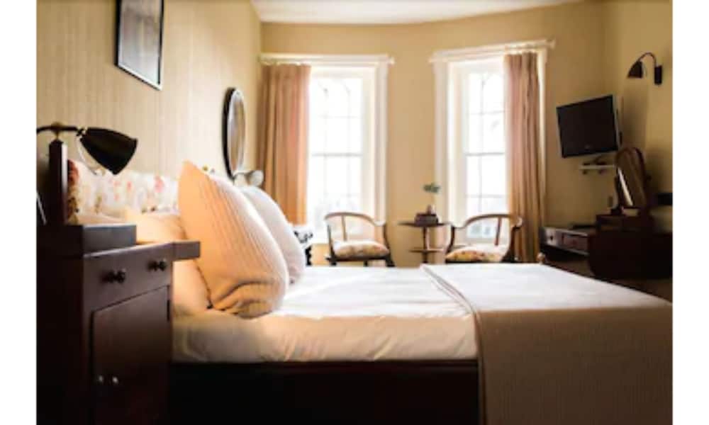 Double Room - Photo 7