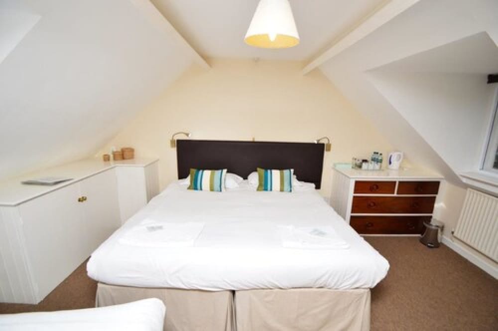 Standard Twin Room photo 3