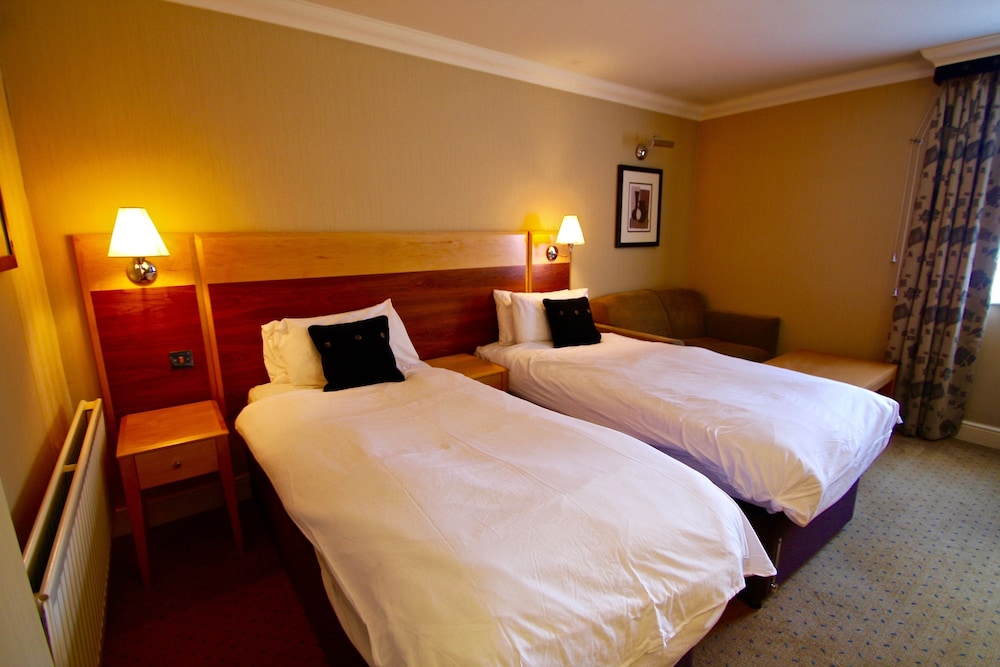Ambassador Room - Photo 4