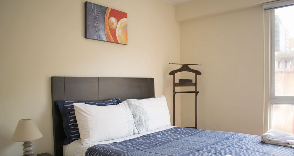 Deluxe Suite, 1 Queen Bed