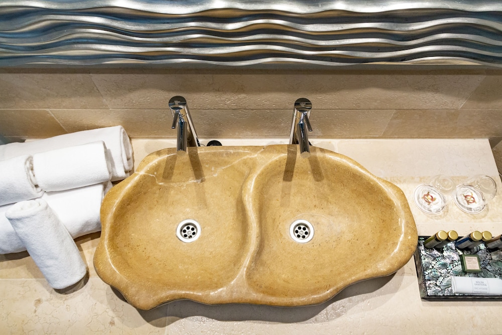 Junior Suite (Superior) - Photo 25