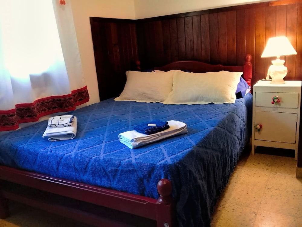 Family Room, Multiple Beds, Shared Bathroom, Garden View photo 1
