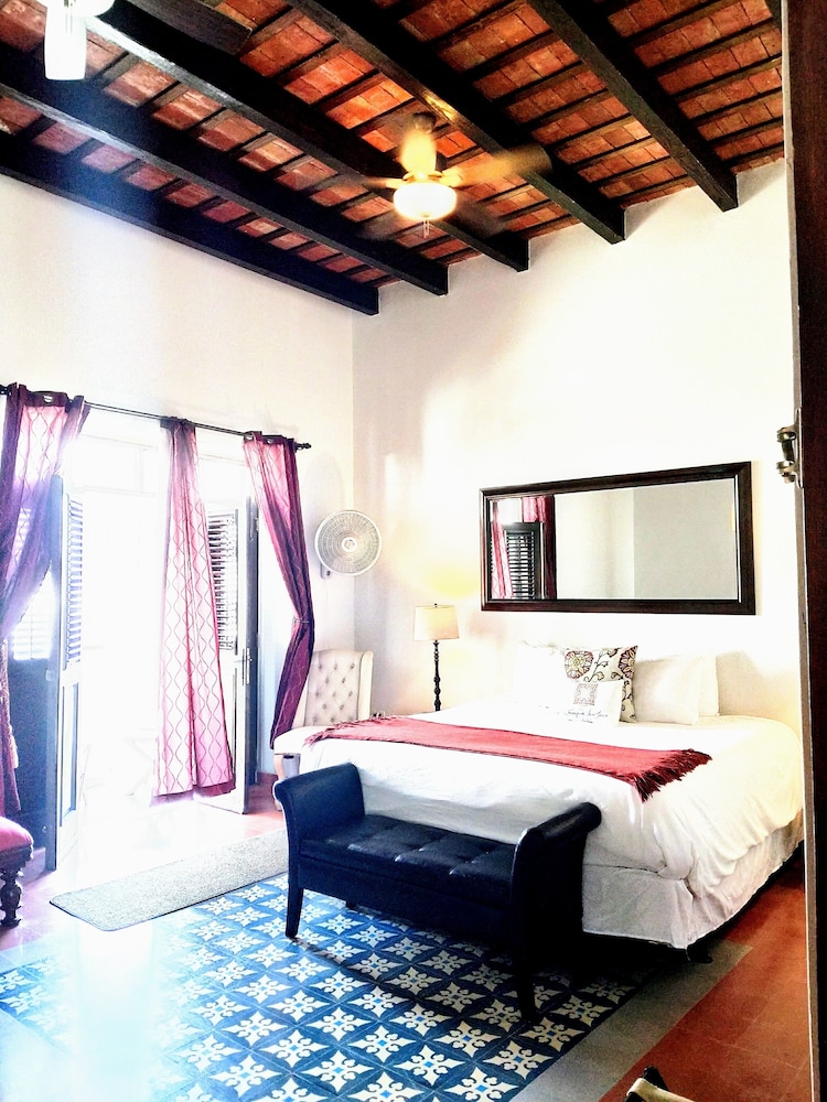 Deluxe Balcony Suites - Photo 1