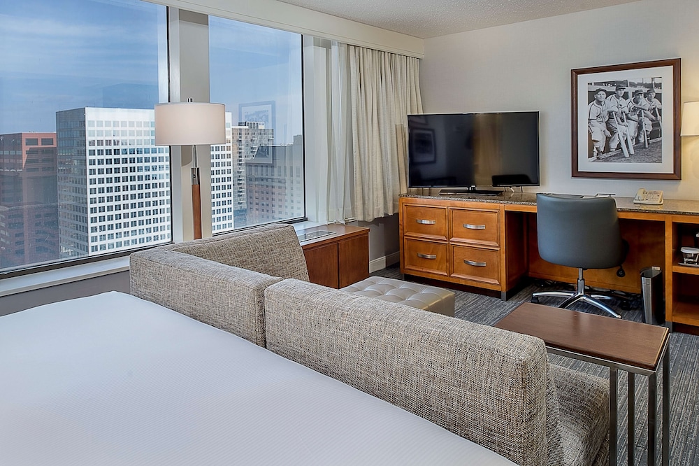 1 King Bed City View - Photo 3
