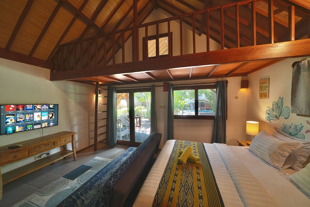 Family Room, 1 Bedroom