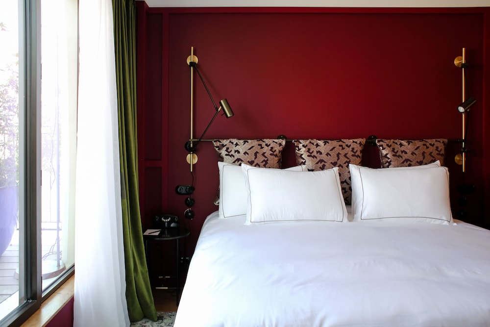 Economy Suite, 1 King Bed with Sofa bed, Terrace photo 3