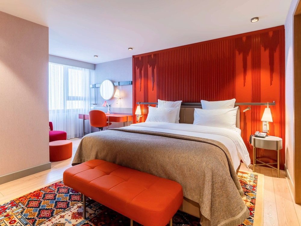 Junior Suite, 1 Double Bed with Sofa bed, Sea View - Photo 4
