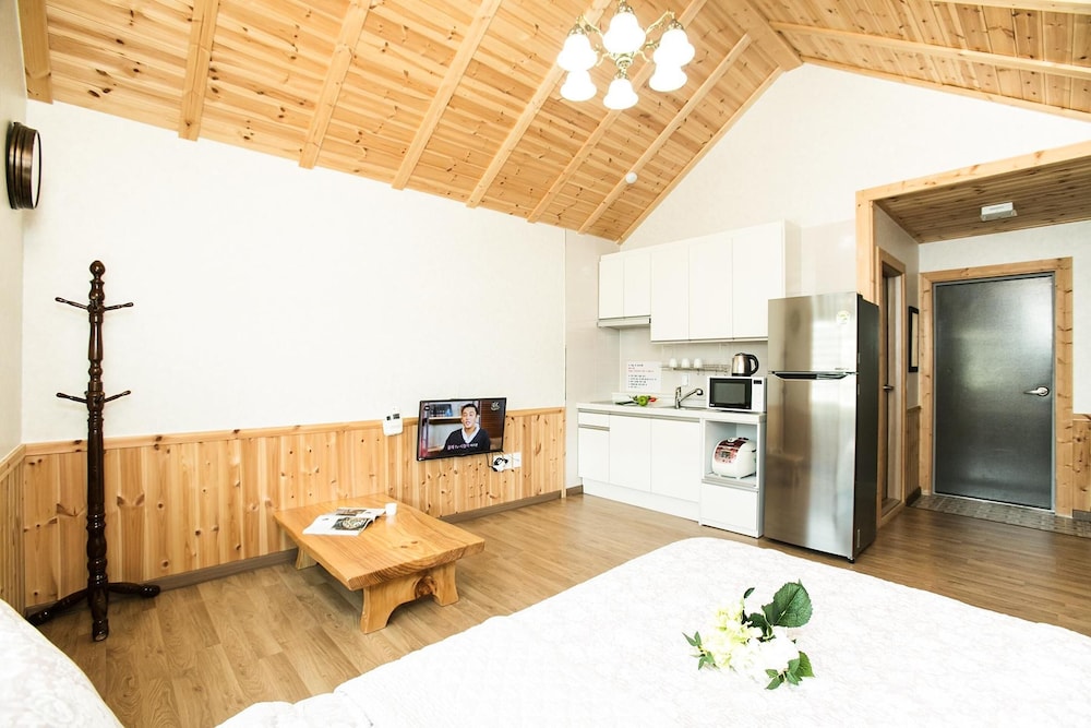 Basic Room, 1 Bedroom (Jinjoo202) - Photo 3