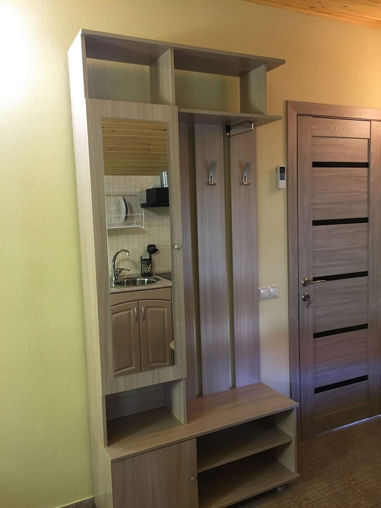 Economy Twin Room, 2 Twin Beds, Non Smoking photo 3