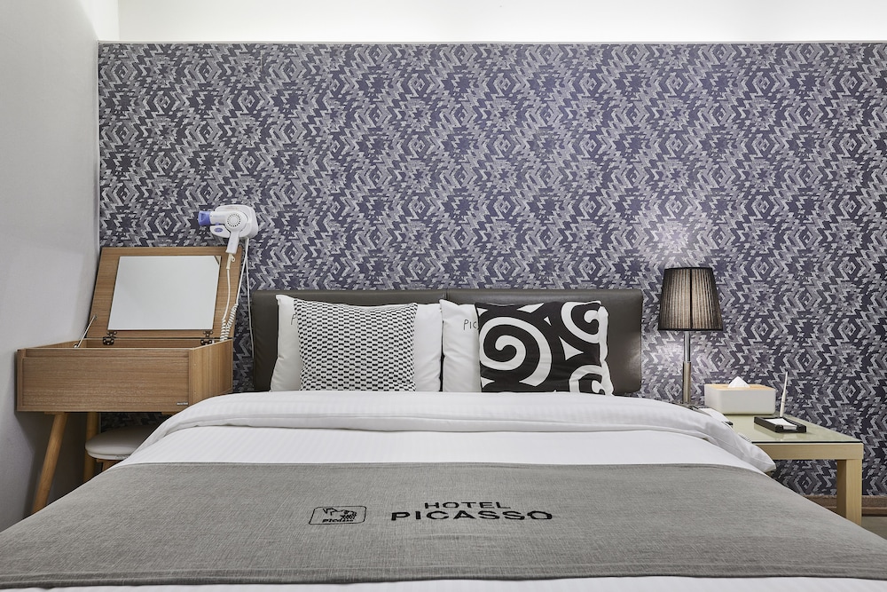 Deluxe Double Room photo 3