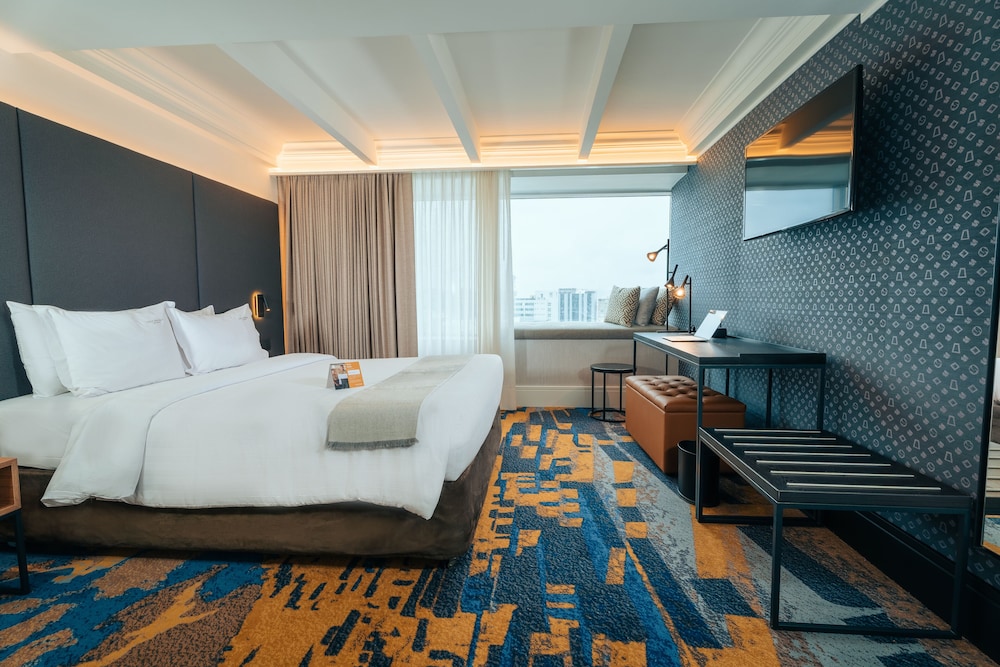 Standard Room, 1 Queen Bed - Photo 1