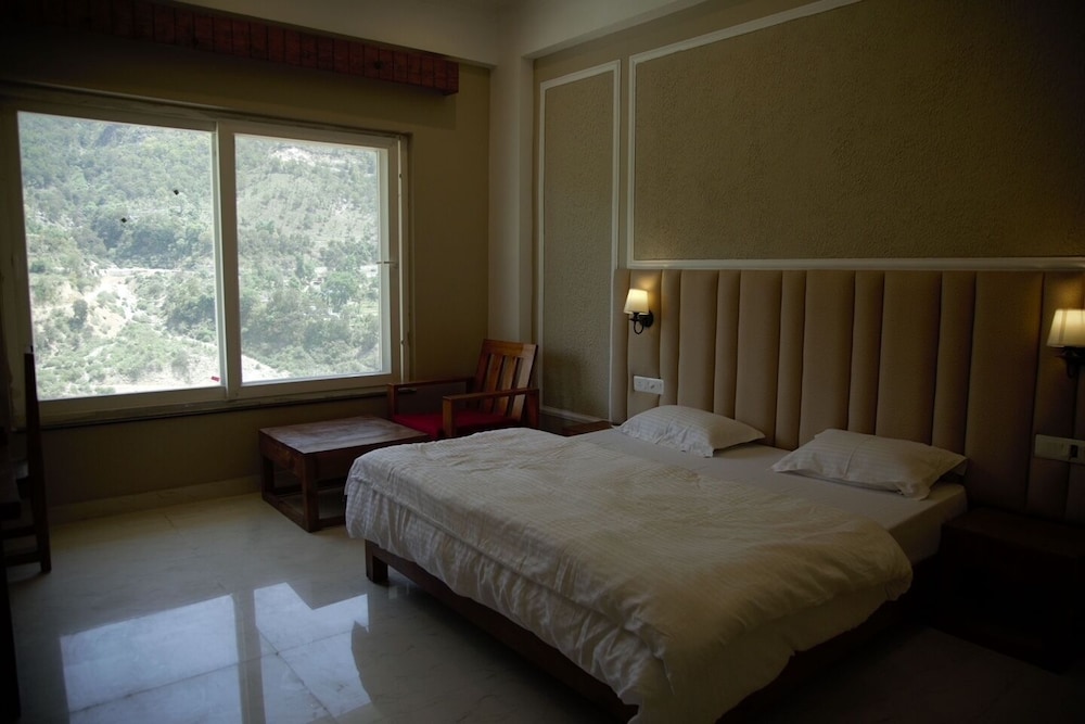 Deluxe Room - Photo 1