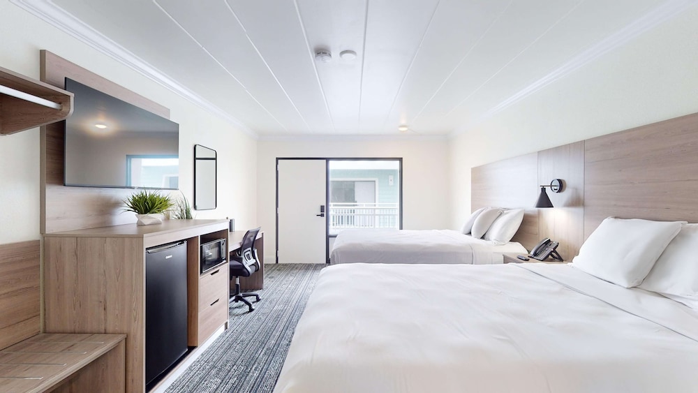 Suite, Multiple Beds, Non Smoking