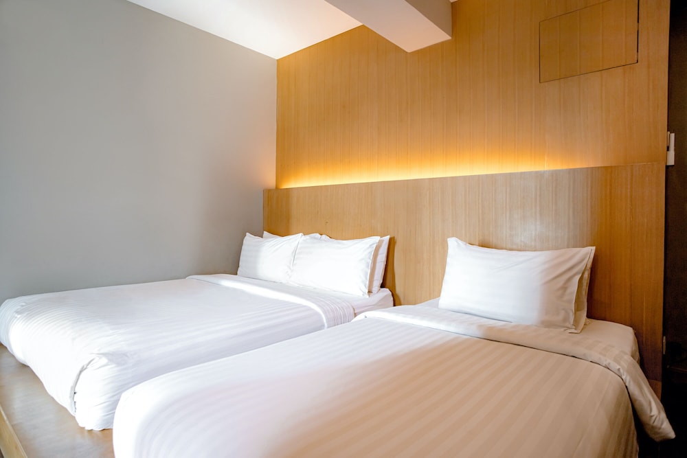 Triple Room with Private Bathroom photo 3