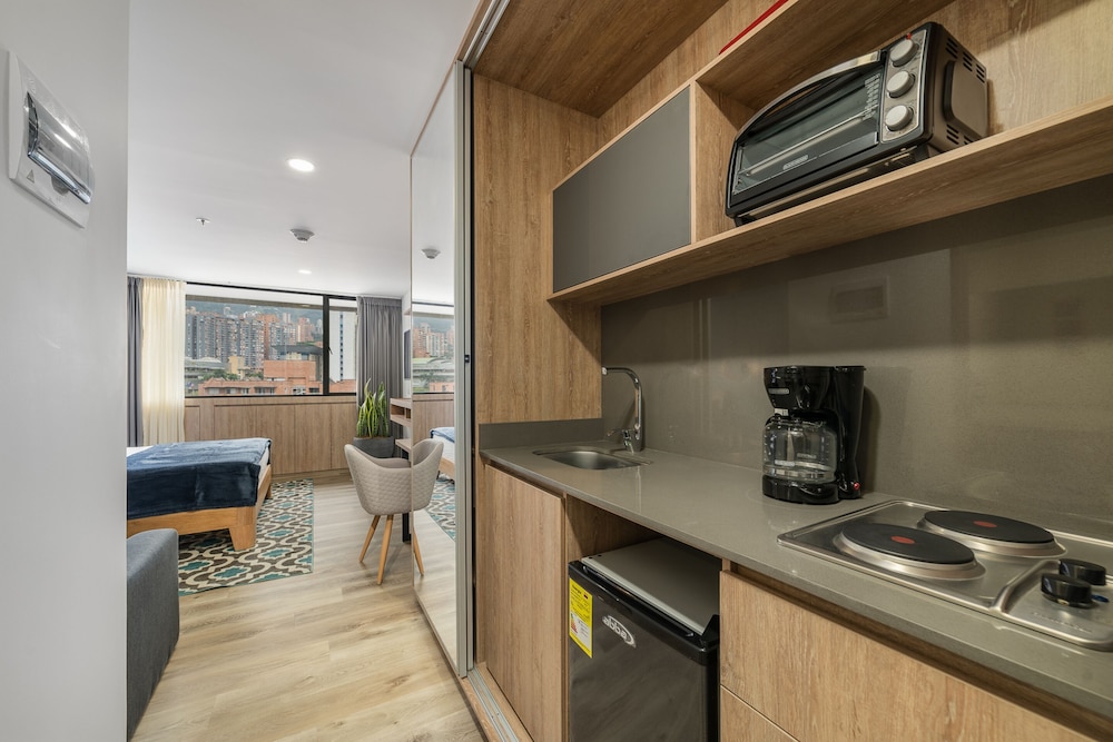 Studio Suite (1406) photo 3