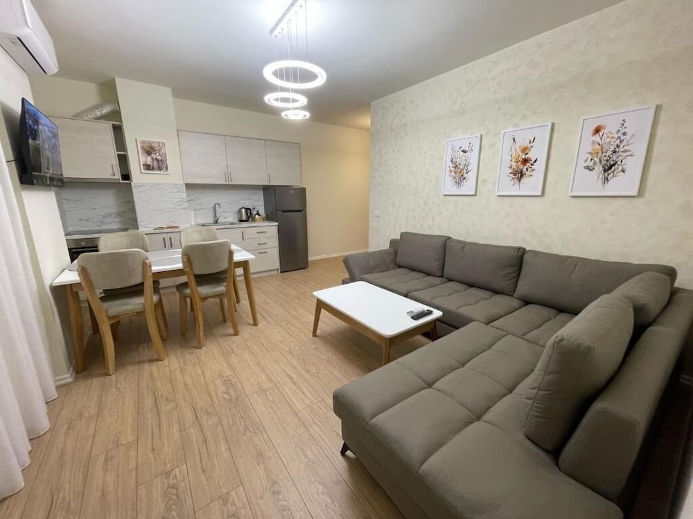 Superior Apartment, City View