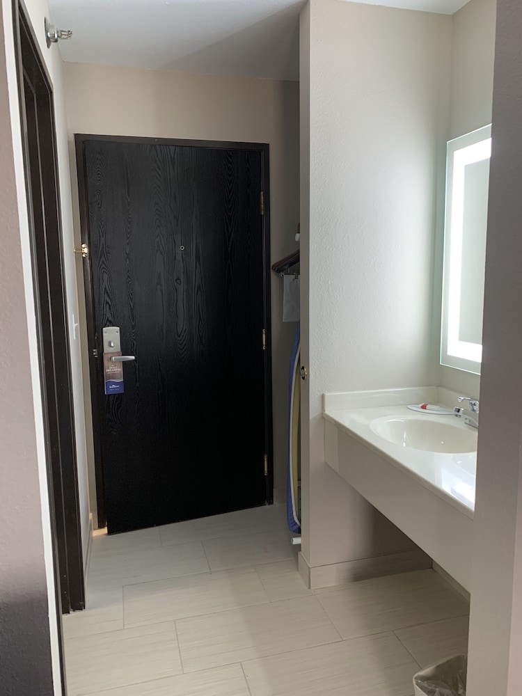 Room, 2 Queen Beds, Non Smoking - Photo 2