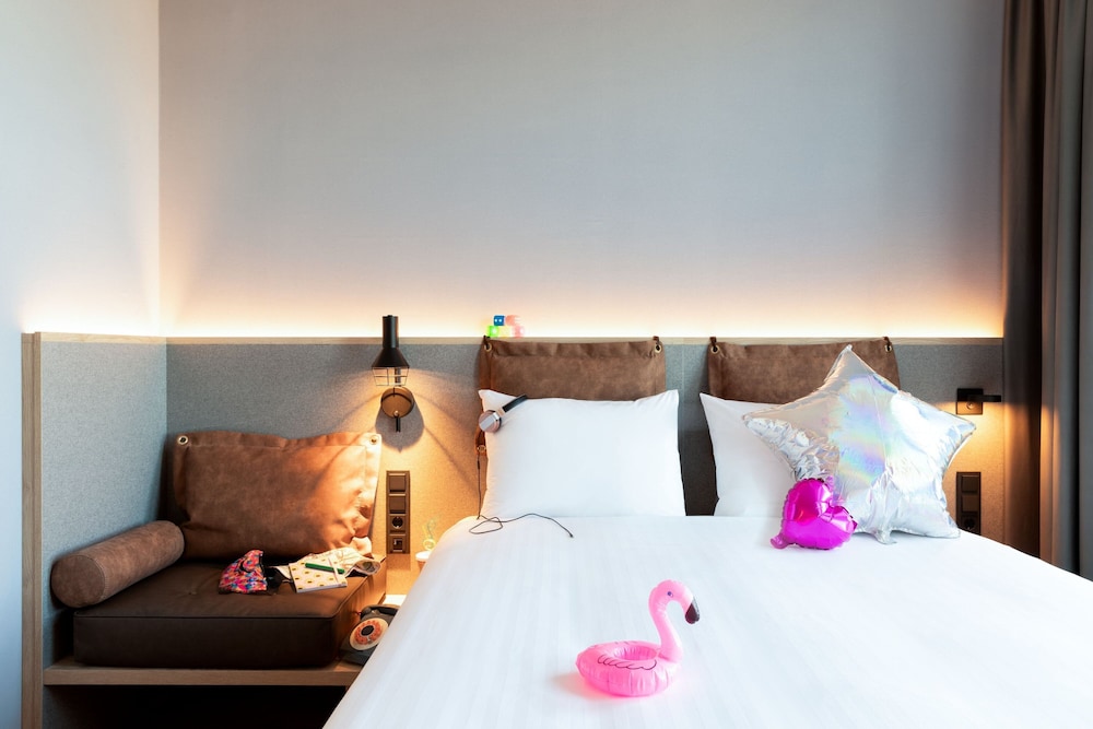 Room, 2 Twin Beds - Photo 2