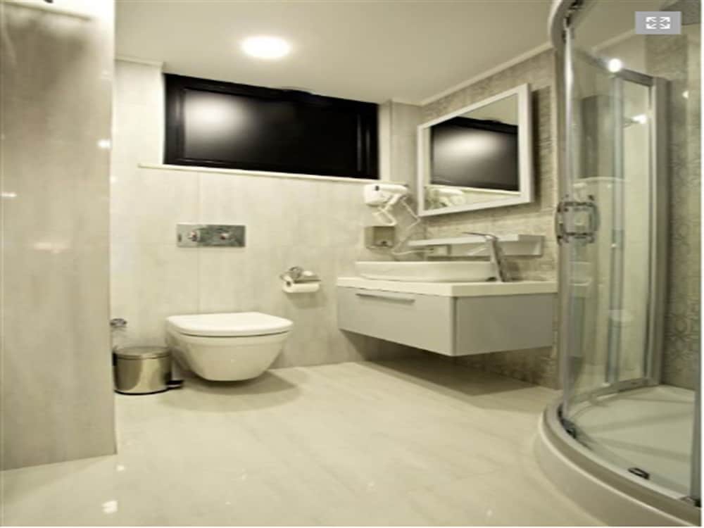 BUSINESS ROOM photo 2