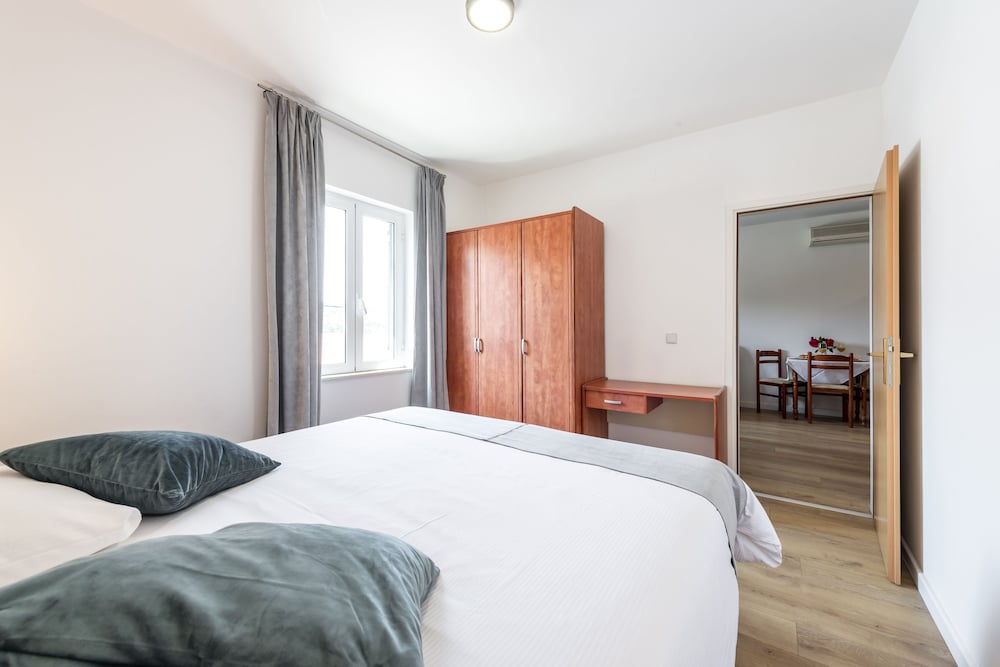 Classic Apartment, 1 Bedroom, Terrace, Partial Sea View photo 1