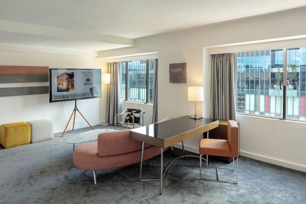 United Suite photo 2