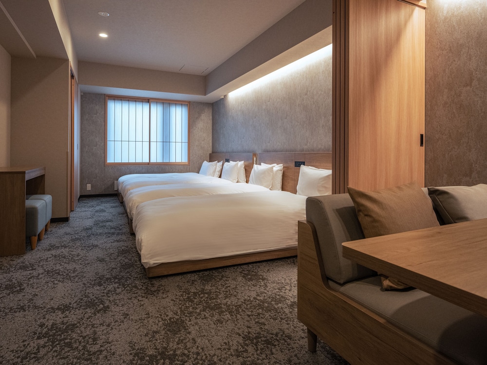 One-Bedroom Apartment (4 Single-Beds) Non-smoking - Photo 1