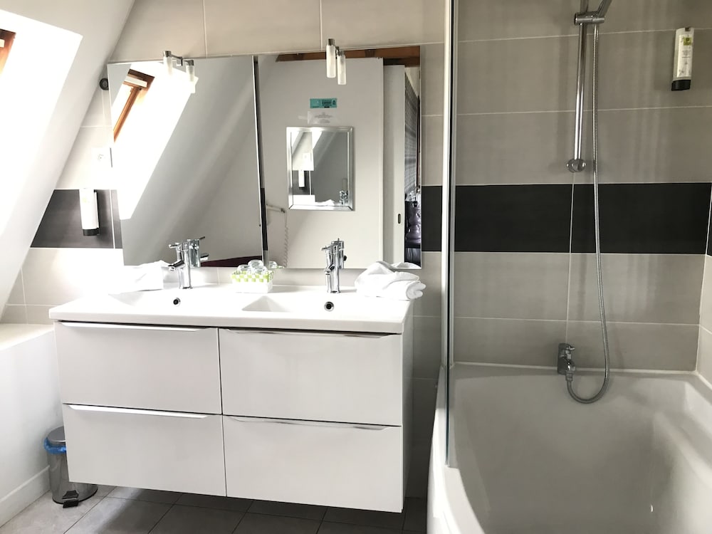 Superior Double Room, Valley View photo 2