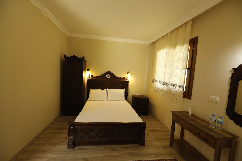 Comfort Double Room, Non Smoking, Courtyard View