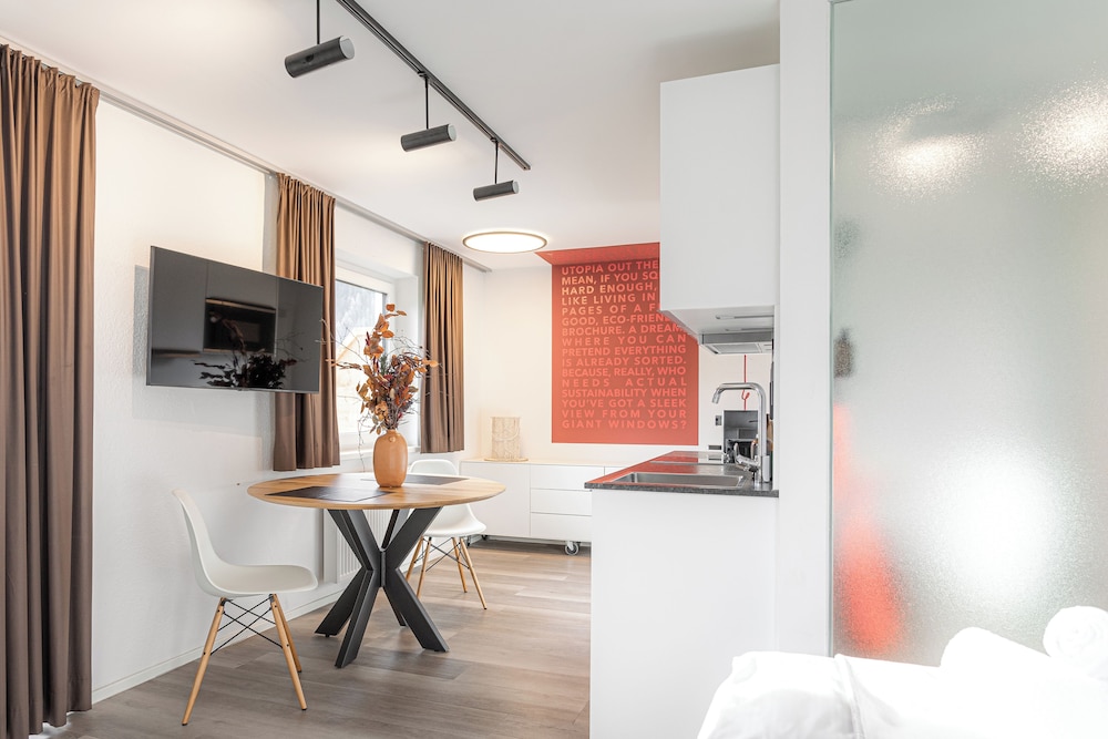 Apartment, Balcony, Valley View