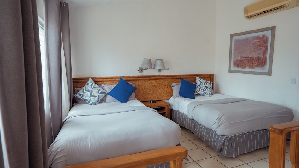Terrace Standard Room, 2 Double Beds - Photo 15