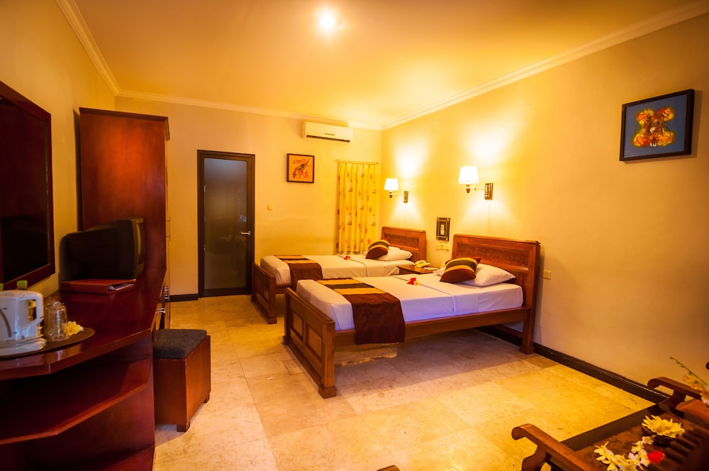 Superior Double or Twin Room - Photo 16