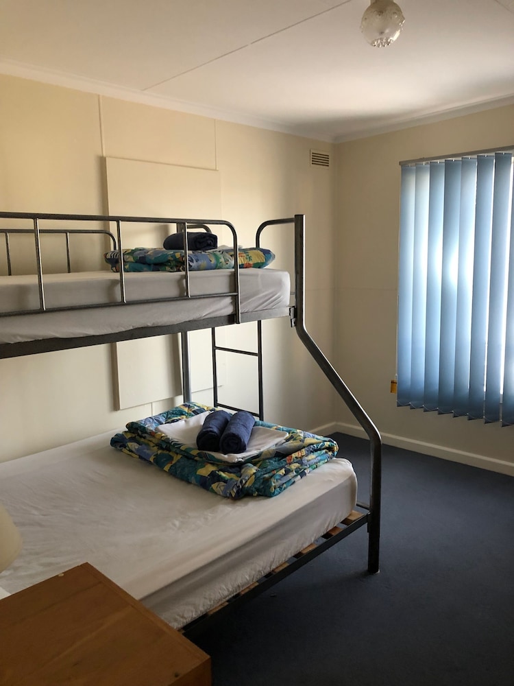 Family Apartment photo 2
