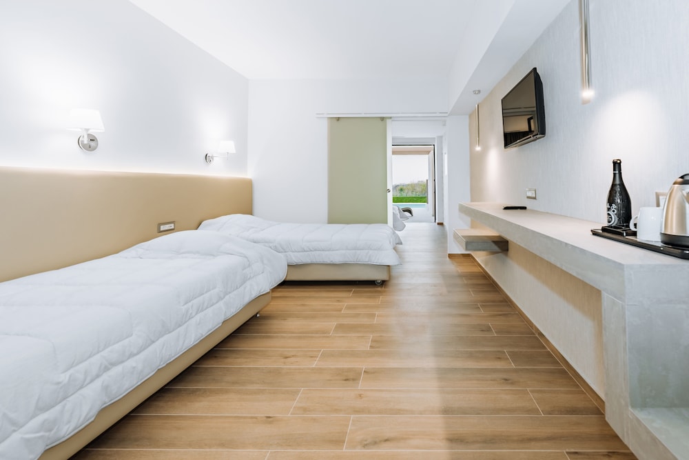 Family Suite Deluxe, Sea View (Swim-Up)