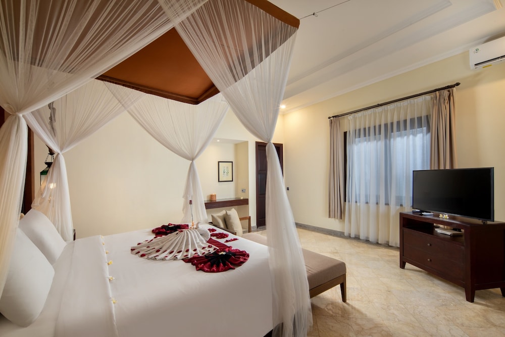 One Bedroom Honeymoon Private Pool Villa - Photo 10