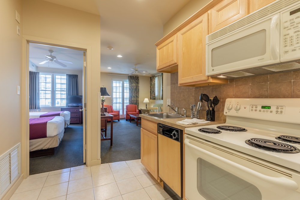 1 Bedroom Apartment, 2 Doubles