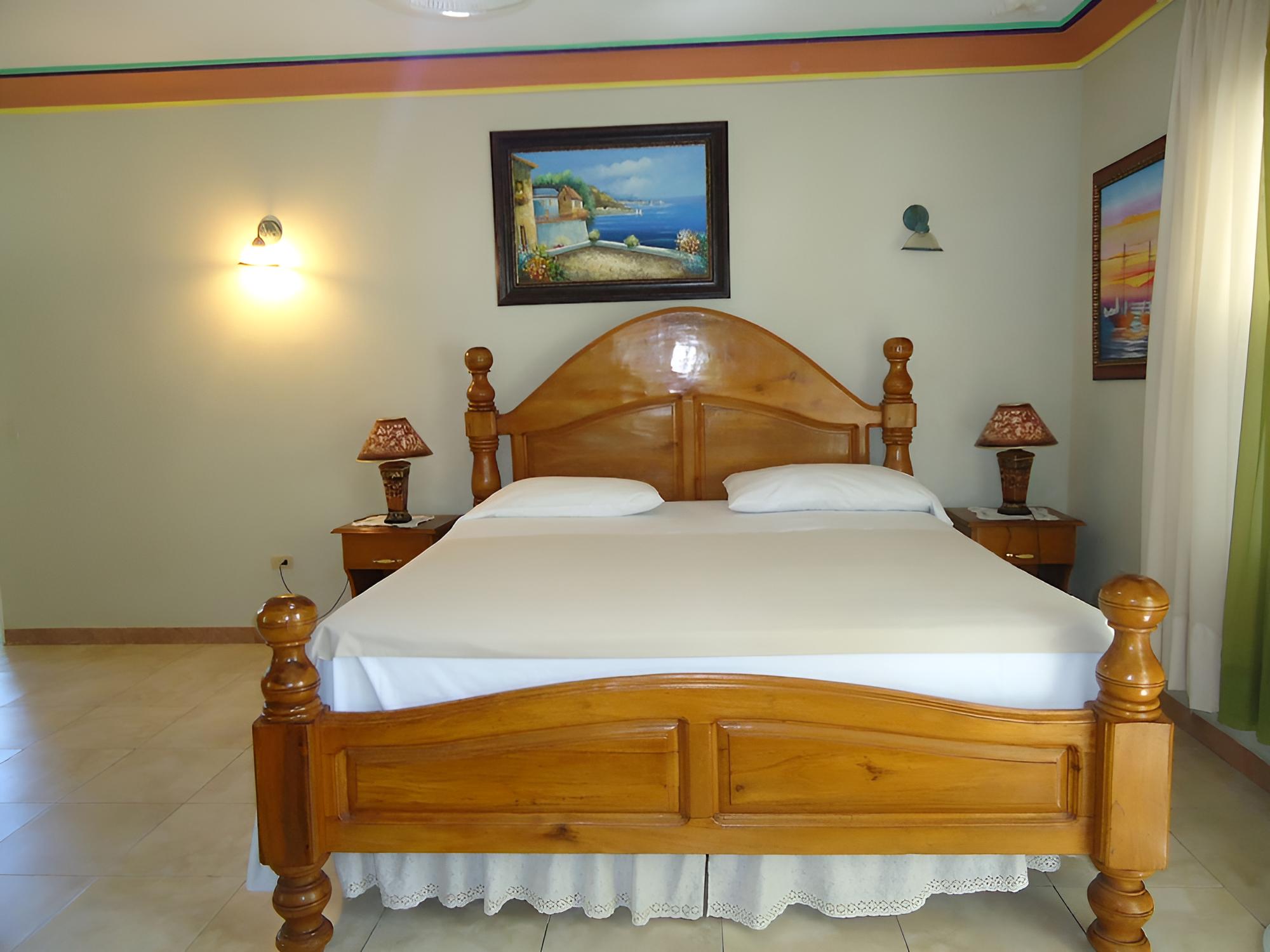 Standard Room (No A.C) photo 2