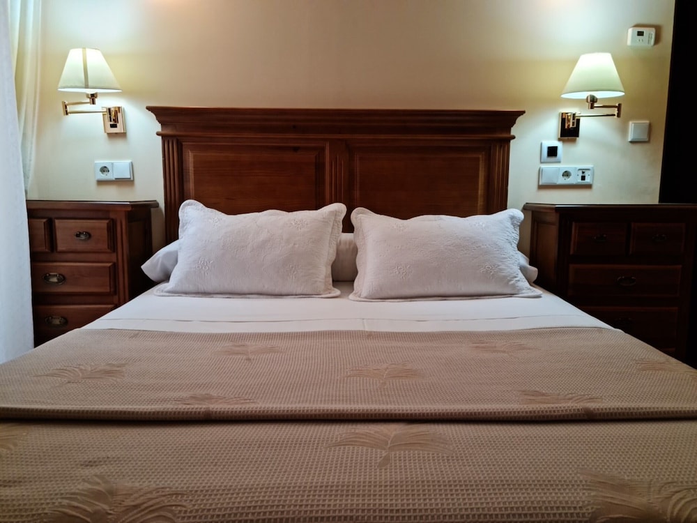Basic Twin Room