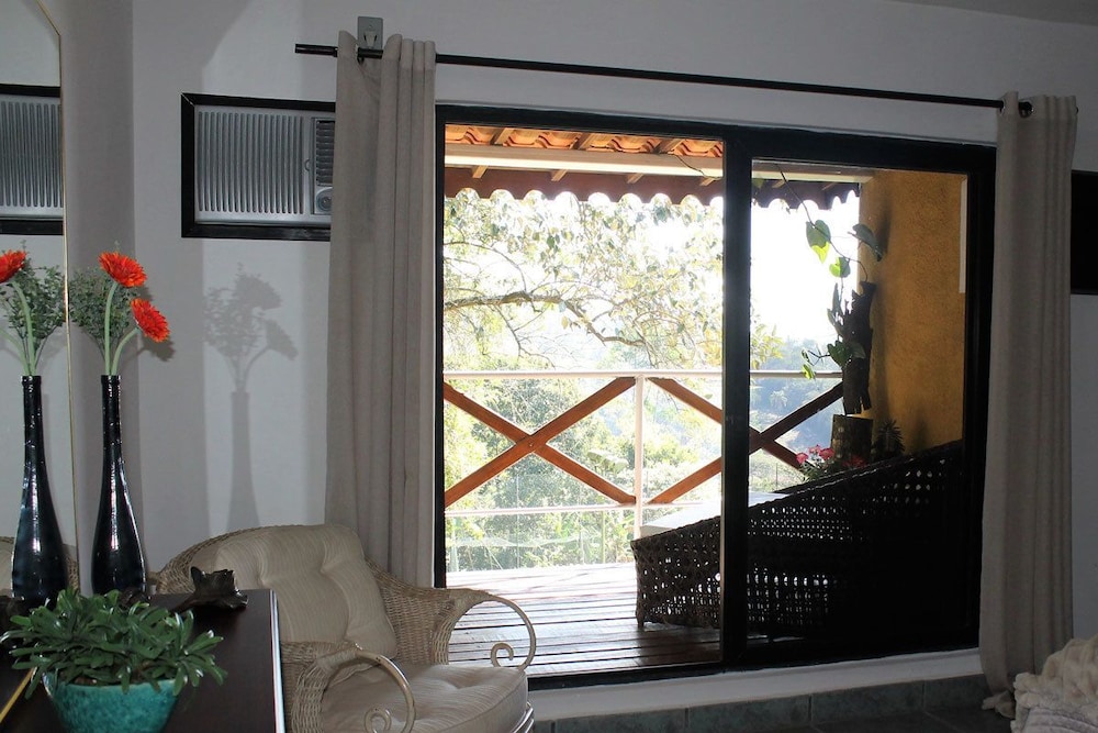 Duplex, 1 Queen Bed, Non Smoking photo 2
