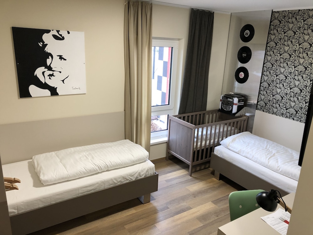 Twin Room, Accessible