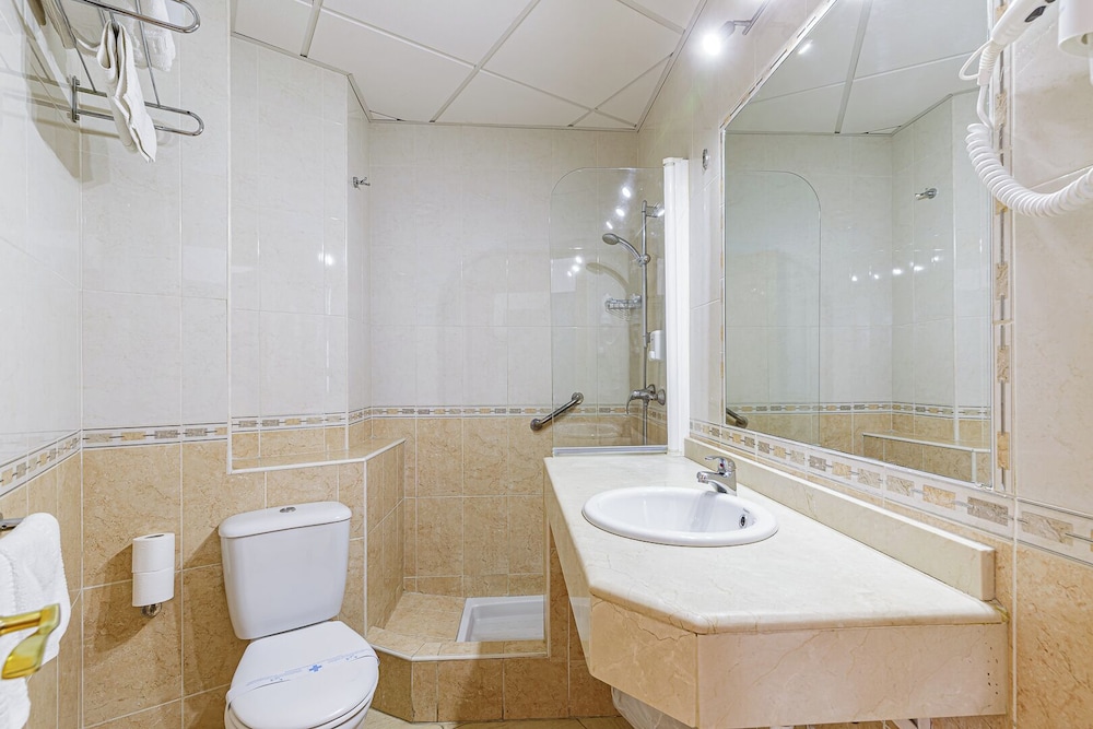 Standard Apartment - Photo 15