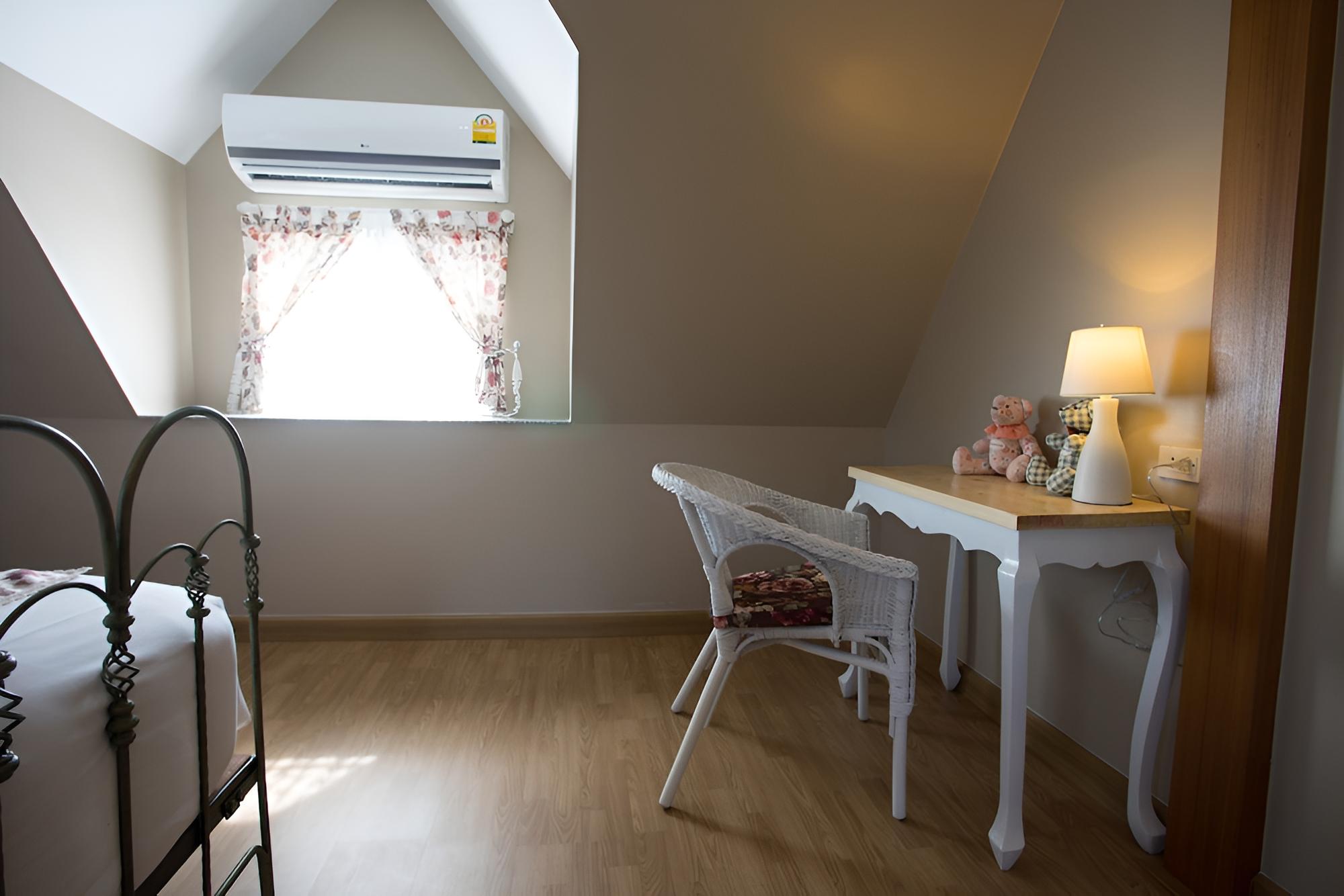 Luxury Suite photo 2