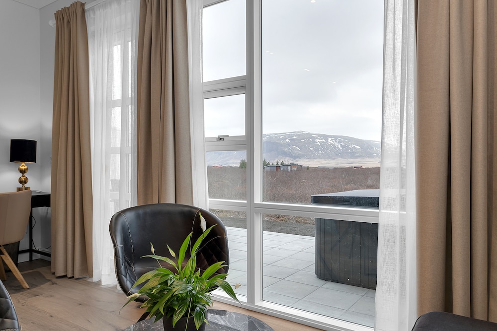 Gallery Suite - Photo 20