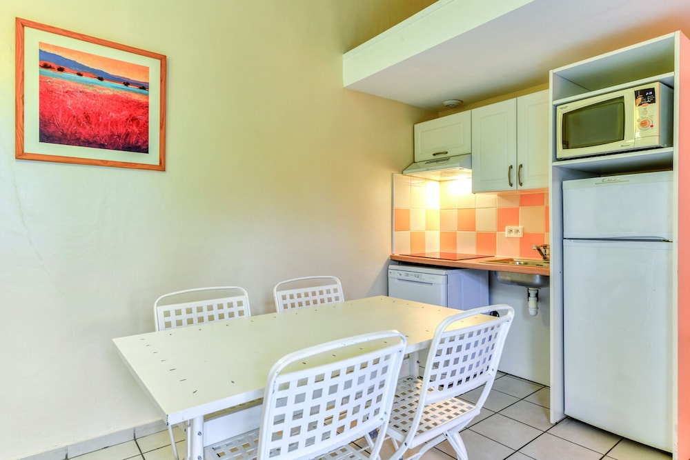 Standard Apartment, 2 Bedrooms - Photo 14