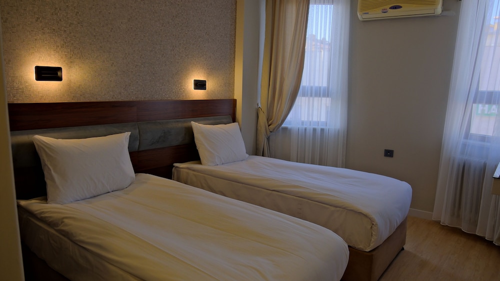 Standard Twin Room photo 1